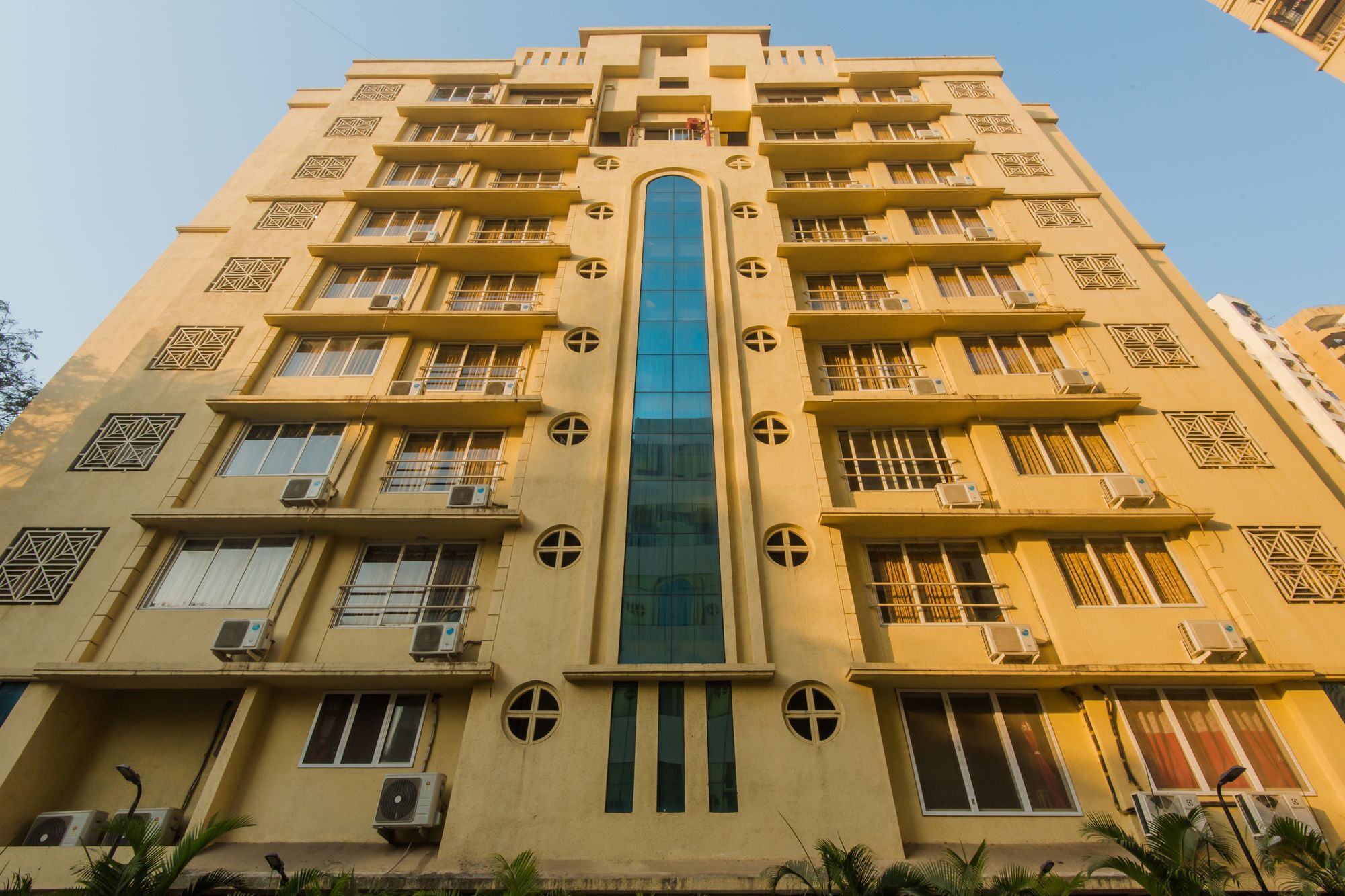 Oyo 11441 Hotel Blue Bells Residency Мумбаи Экстерьер фото